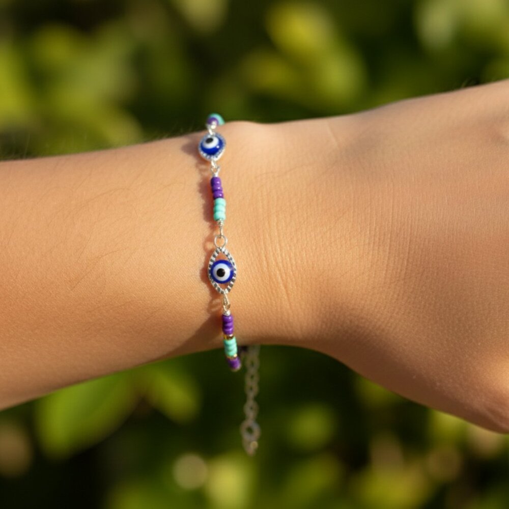 "Elegant & Trendy Bracelet, A Perfect Gift for Women, Thoughtful, EVCH1875